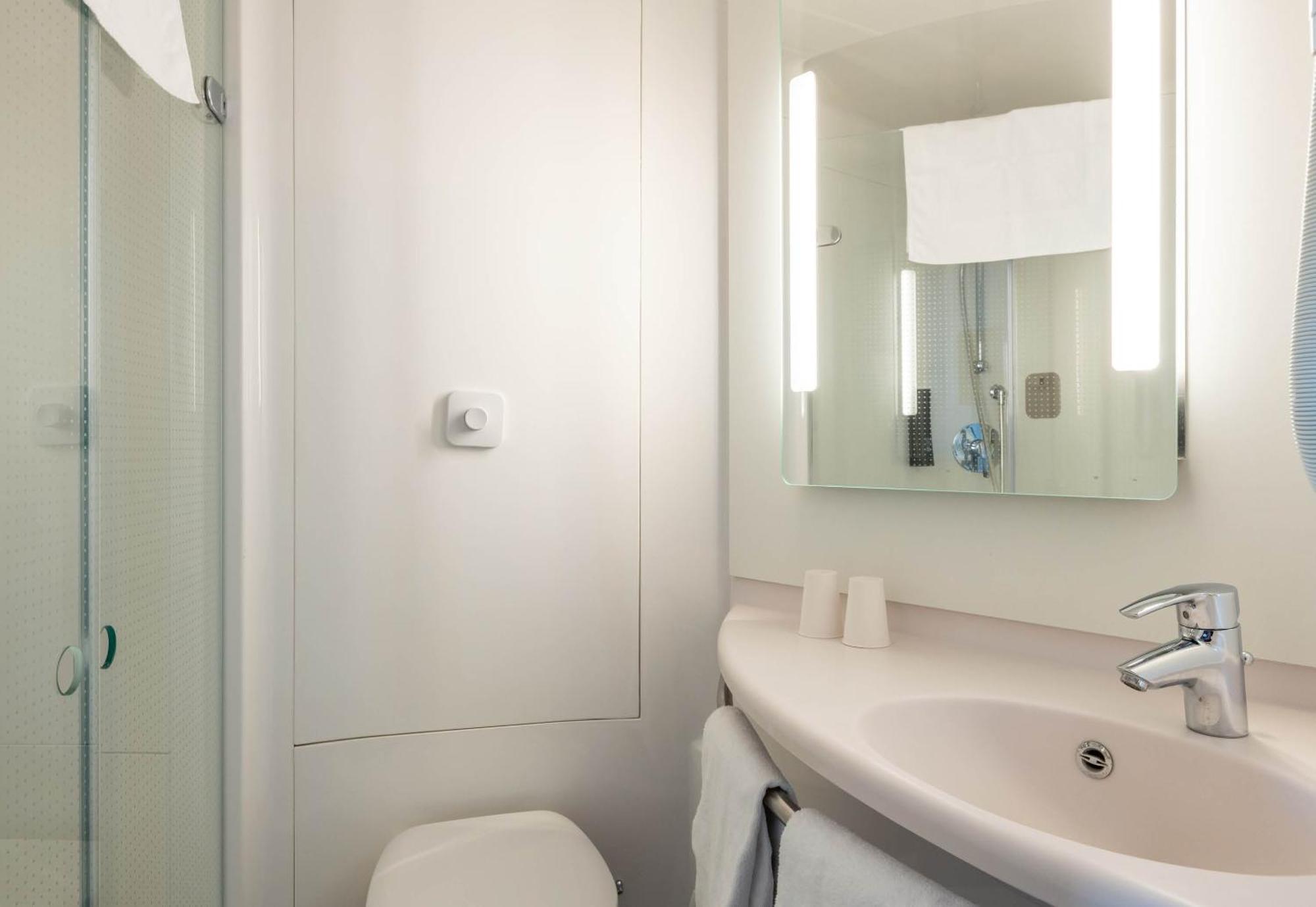 B&B Hotel Calais Terminal Cite Europe 3 Etoiles Coquelles Εξωτερικό φωτογραφία