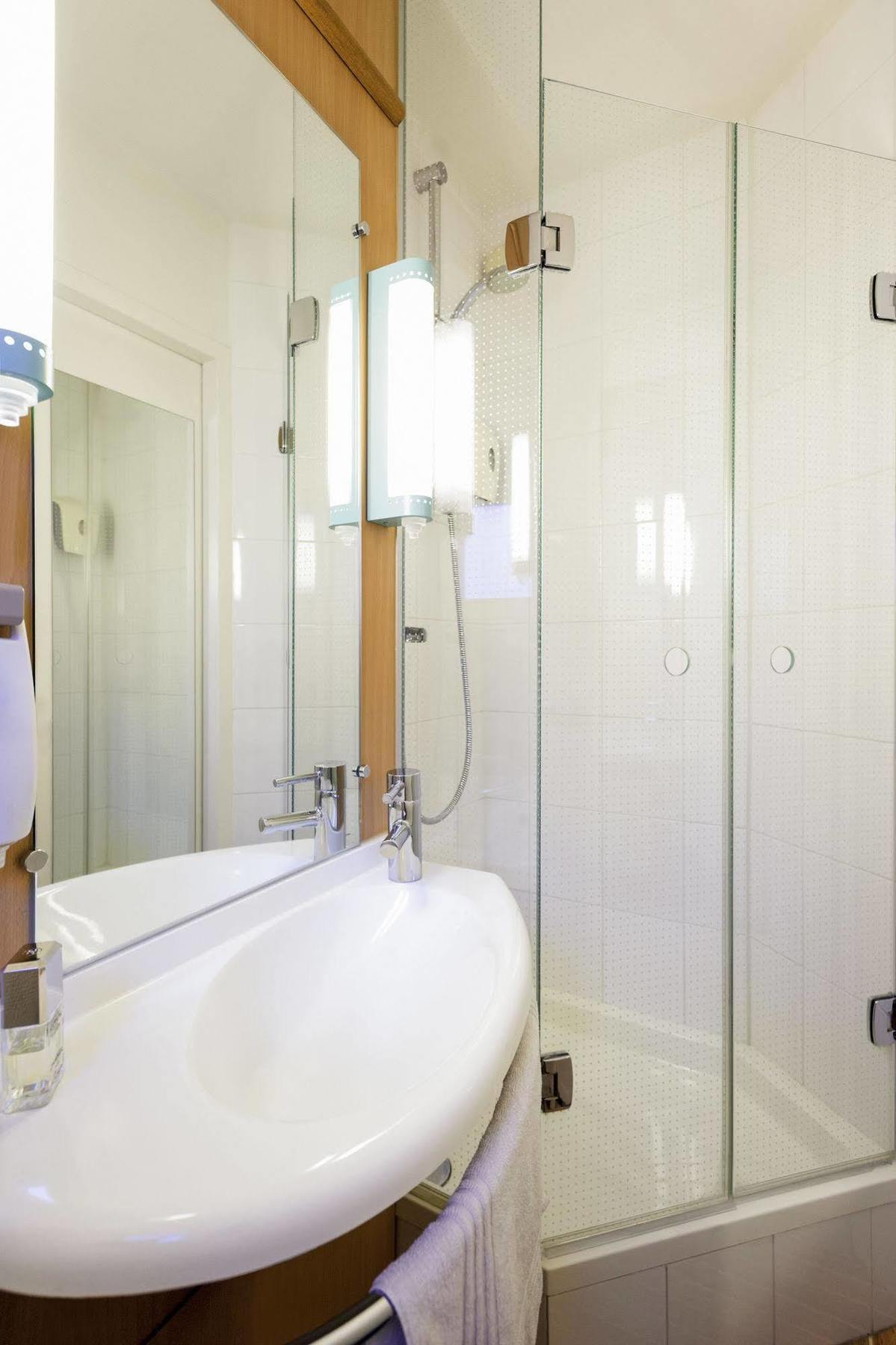 B&B Hotel Calais Terminal Cite Europe 3 Etoiles Coquelles Εξωτερικό φωτογραφία